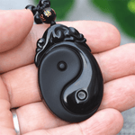 Obsidian Necklace Yin Yang - Vignette | Yin Yang Paradise
