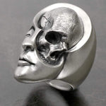 Yin Yang Skull Ring - Vignette | Yin Yang Paradise