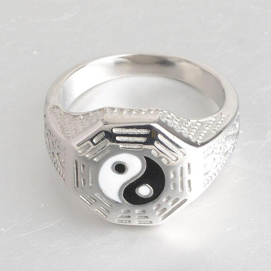 octogonal ring yin yang