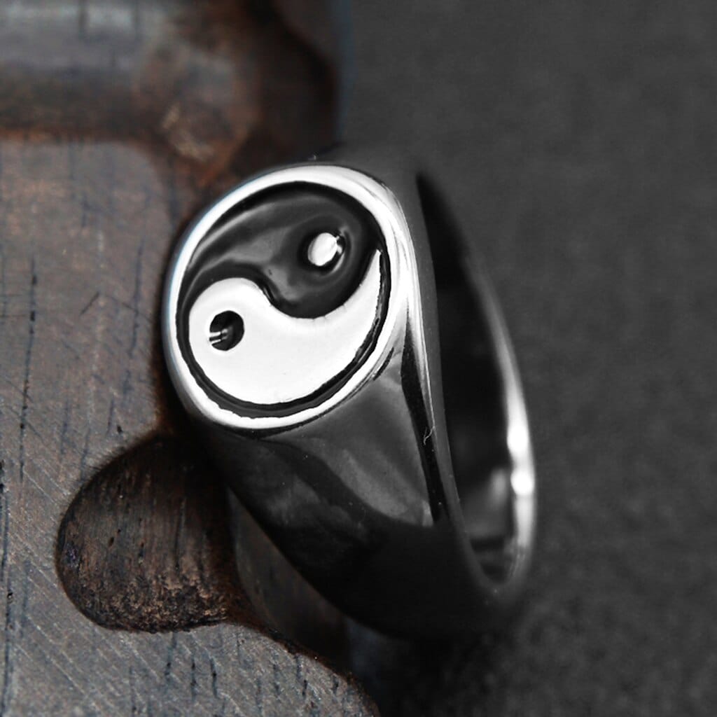 high school ring yin yang