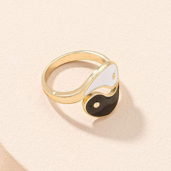 Yin Yang Minimalist Ring