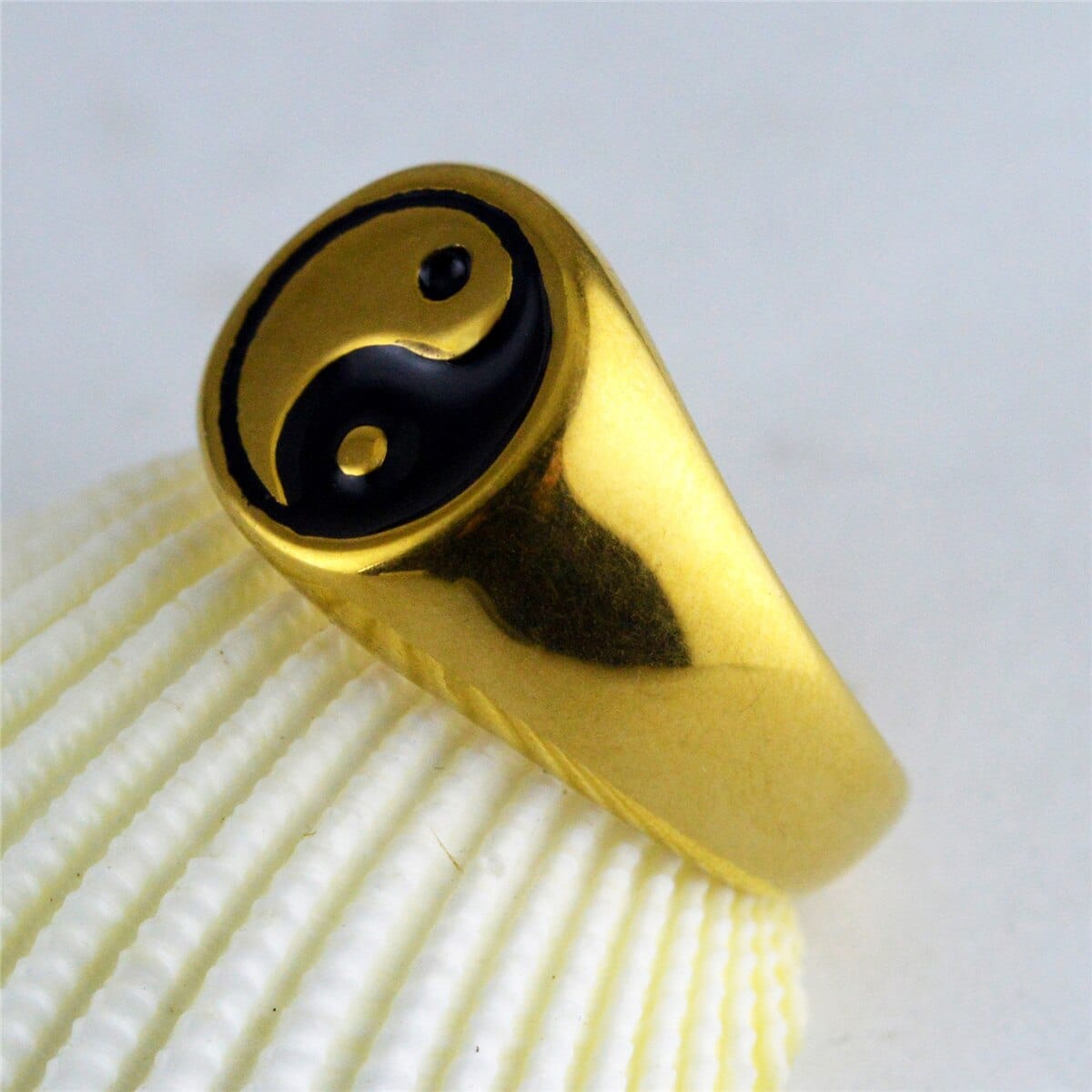 yin and yang ring