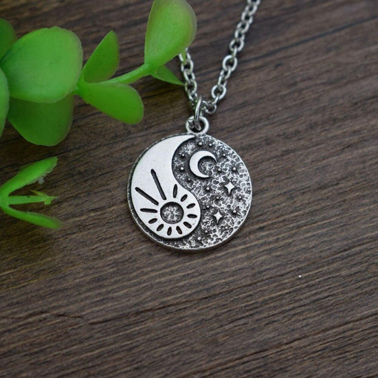 sun and moon couple necklace